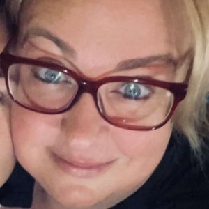 Meet your Posher, Posh